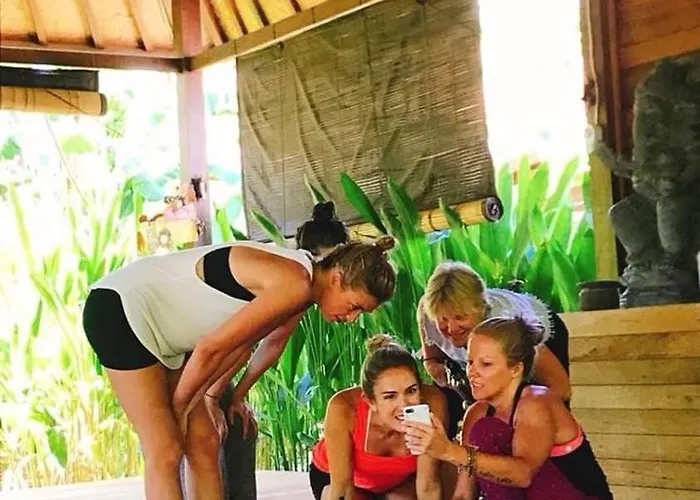 Garden Yoga And Holistic Healing Center 2*