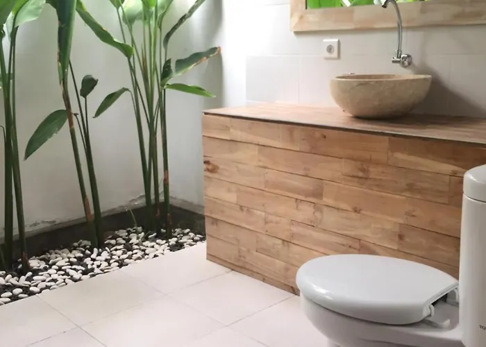 Garden Yoga And Holistic Healing Center ゲストハウス レンボンガン島